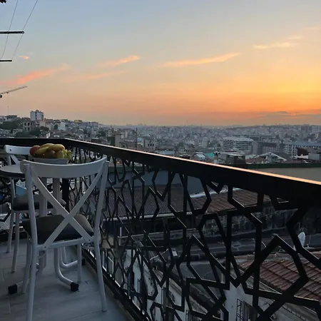 Taksim Larissa Апарт-отель Стамбул