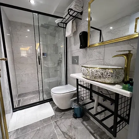Taksim Larissa 4* Стамбул