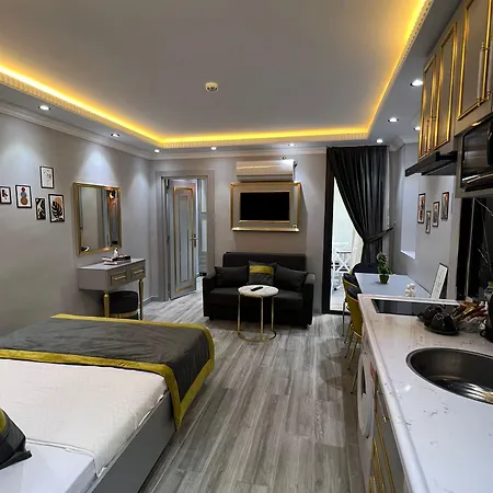 Taksim Larissa
