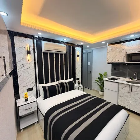 Taksim Larissa
