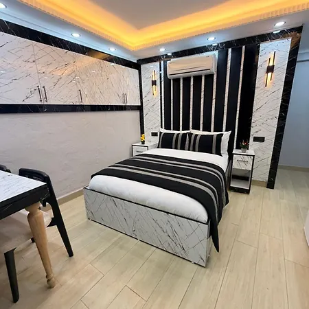 아파트호텔 Taksim Larissa 4*