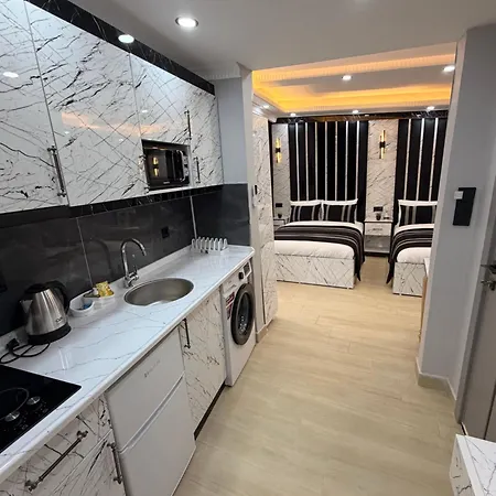 Taksim Larissa 아파트호텔