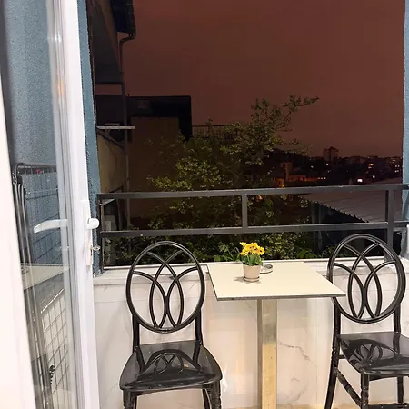 Taksim Larissa 4* 이스탄불