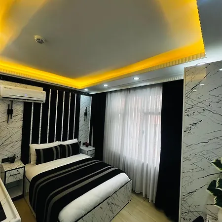 Taksim Larissa