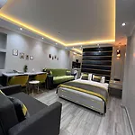 Taksim Larissa
